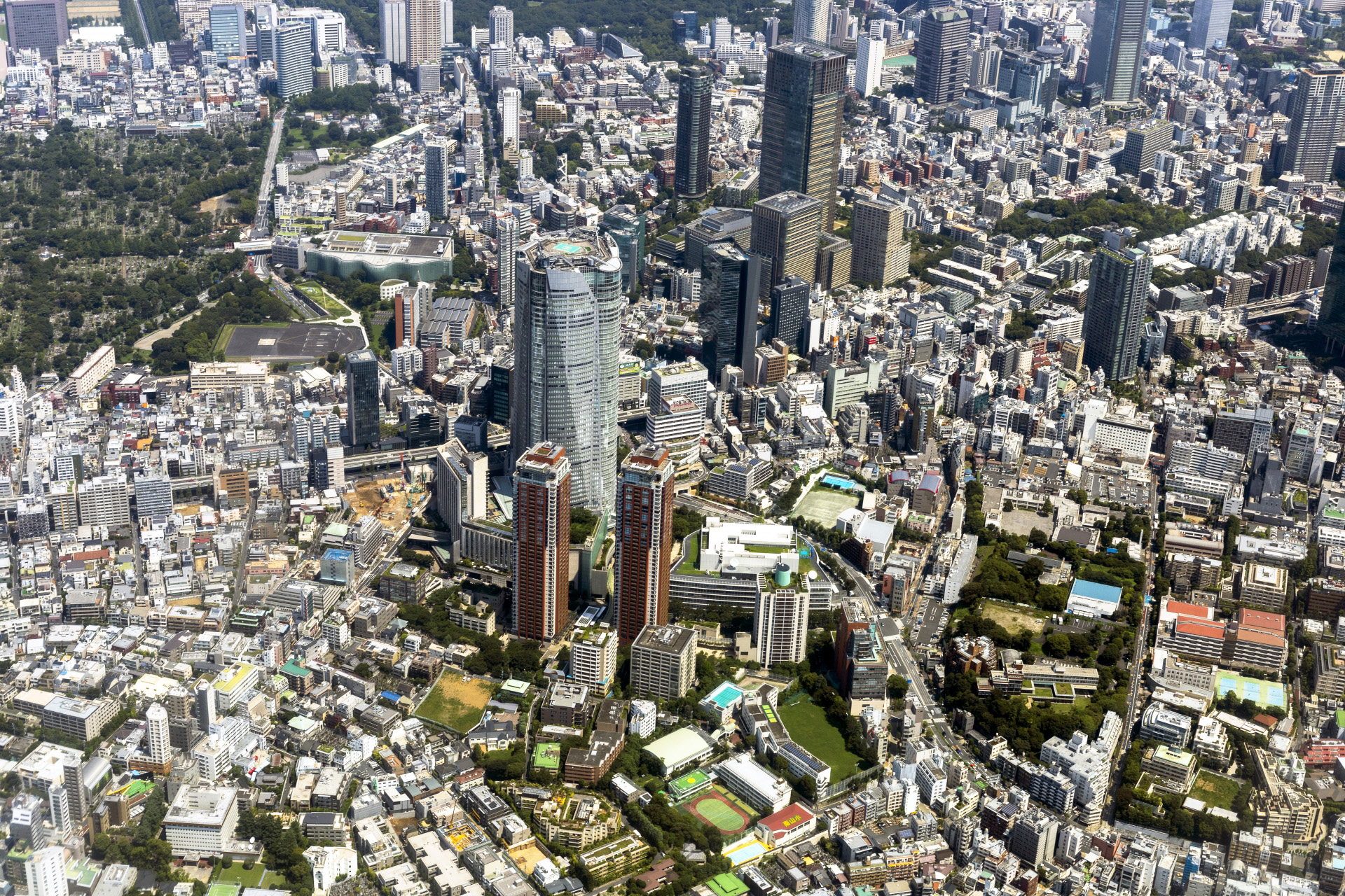 六本木ヒルズと隣接する開発予定地